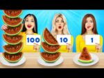 100 Couches de Nourriture Défi | Sans Les Mains VS Une Main VS Deux Mains! Douce bataille par RATATA